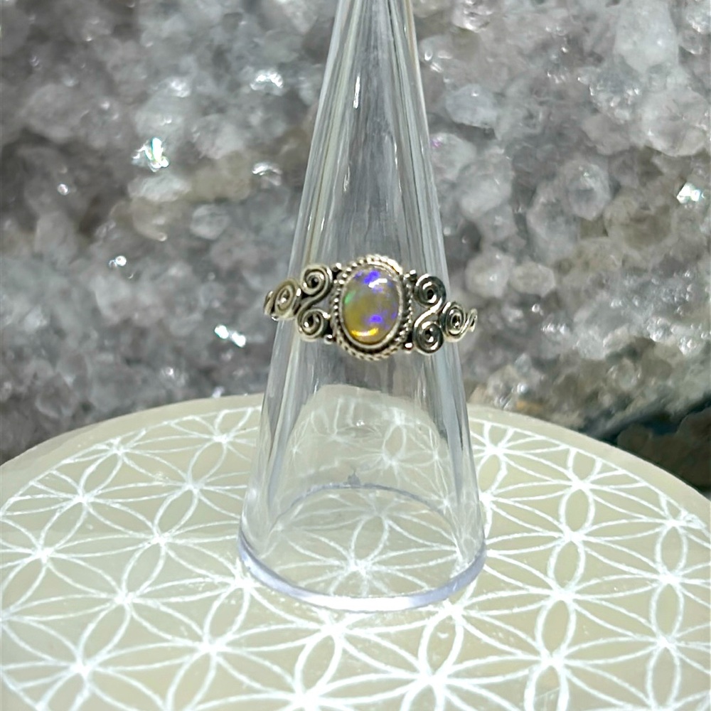 Ethiopian Opal ring 925
